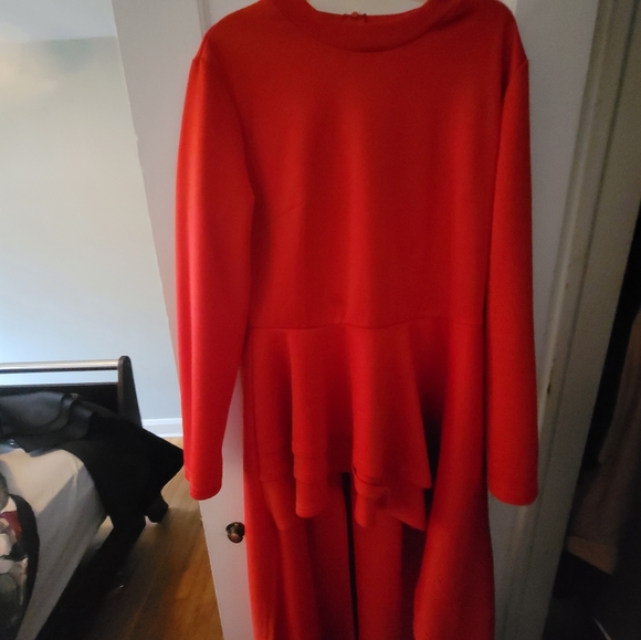 Maxum dresses and high low shirts - Picture 5 of 5